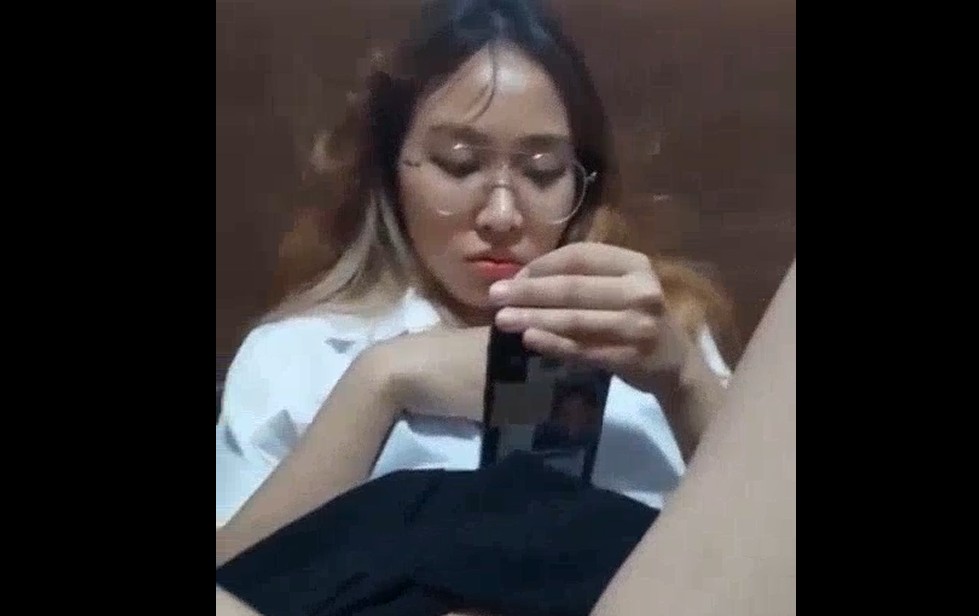 Viral Mahasiswi Demi Iphone Baru Rela Jual Diri