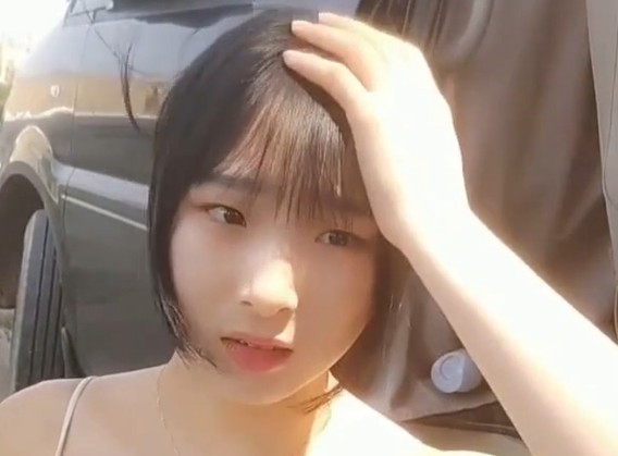 Top 10 Kenalan Dengan Gadis Cina Cantik Di Pinggir Jalan
