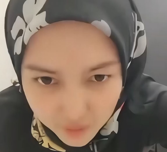 Tren Hijab Malaysia Setelan Serba Hitam Waktu Di Kantor Jadi Populer