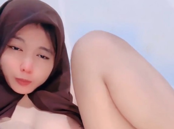 Neng Putri Mojang Bandung Geulis Berhijab Curi Perhatian Publik